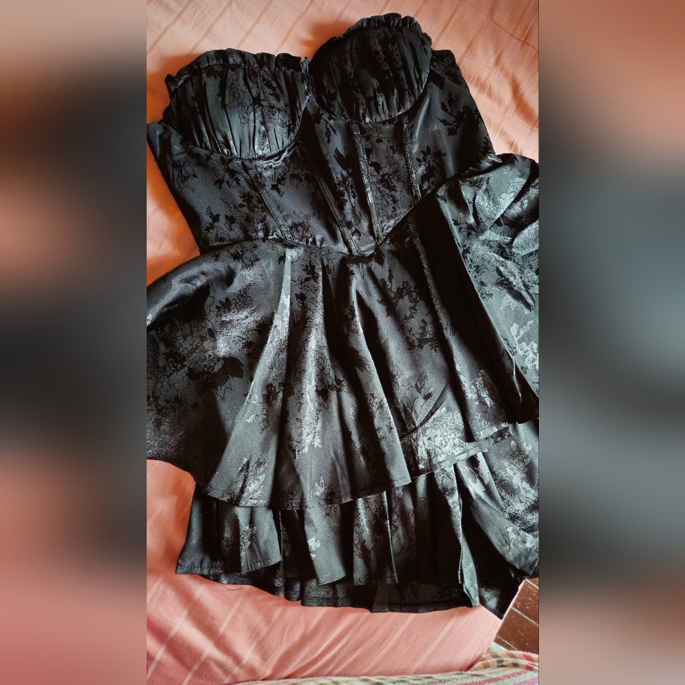 Strapless Black Tiered Peplum Mini Romper - Picture 6 of 7